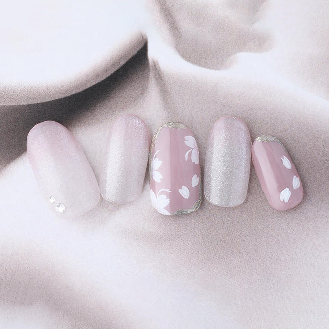 <center>淡く舞い降りる、桜と春霞のグラデーション<br>(L02-CP1-ST12)</center>