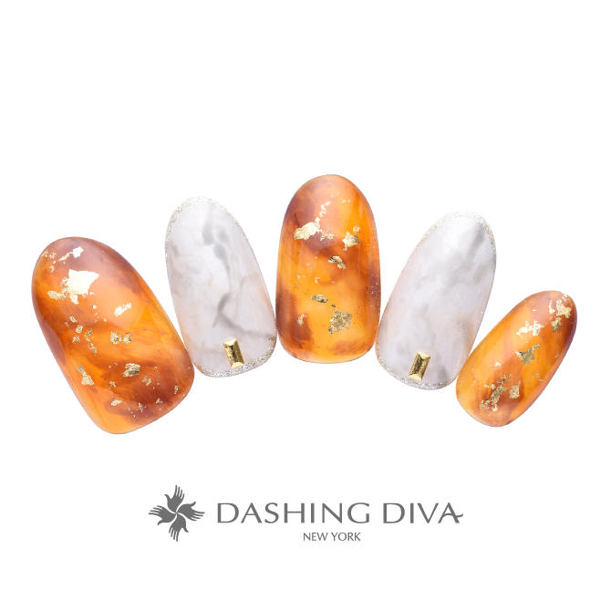 べっ甲と大理石アートの大人女子デザイン 天然石 上品 秋 ネイルデザイン ネイルサロンのダッシングディバ Dashing Diva