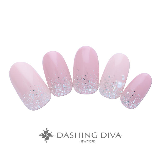 繊細なラメが動くたび控え目に光るツヤツヤのピンクネイル G01 15 ネイルデザイン ネイルサロンのダッシングディバ Dashing Diva