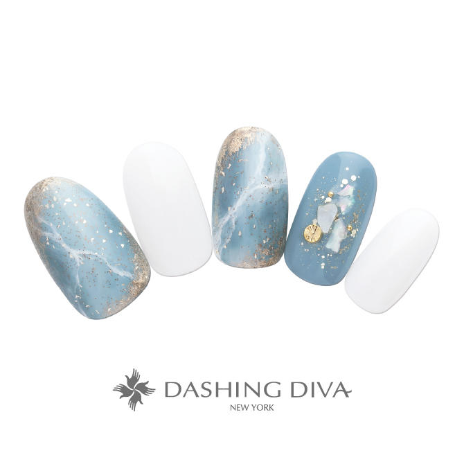 落ち着いたブルーベースの涼し気な大理石アートネイル E08 21 ネイルデザイン ネイルサロンのダッシングディバ Dashing Diva
