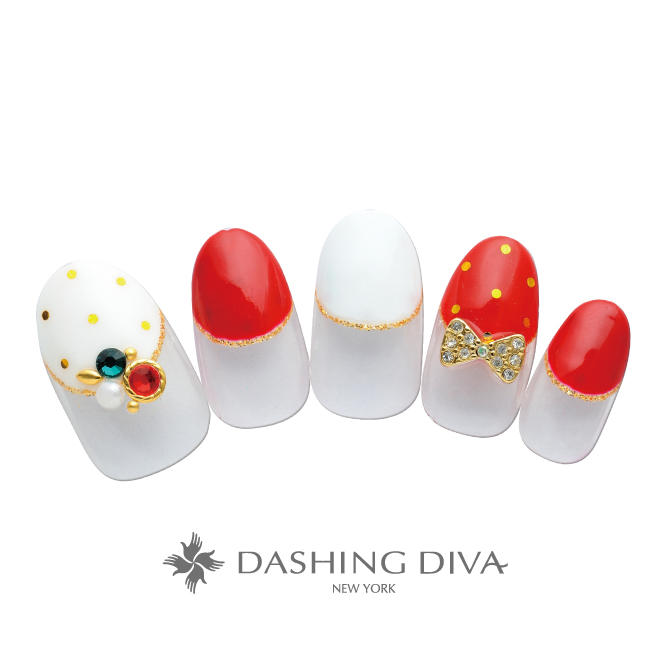 リボンのビジューがかわいい赤と白のクリスマスネイル ネイルデザイン ネイルサロンのダッシングディバ Dashing Diva